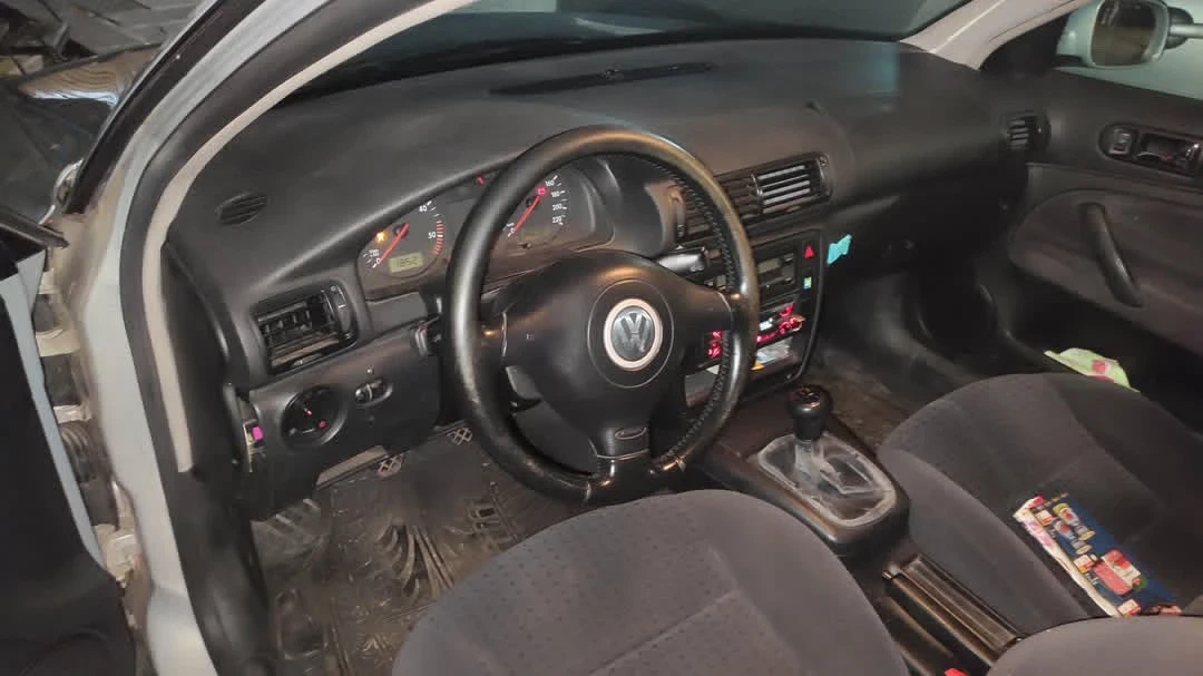 VW Passat  - изображение 9