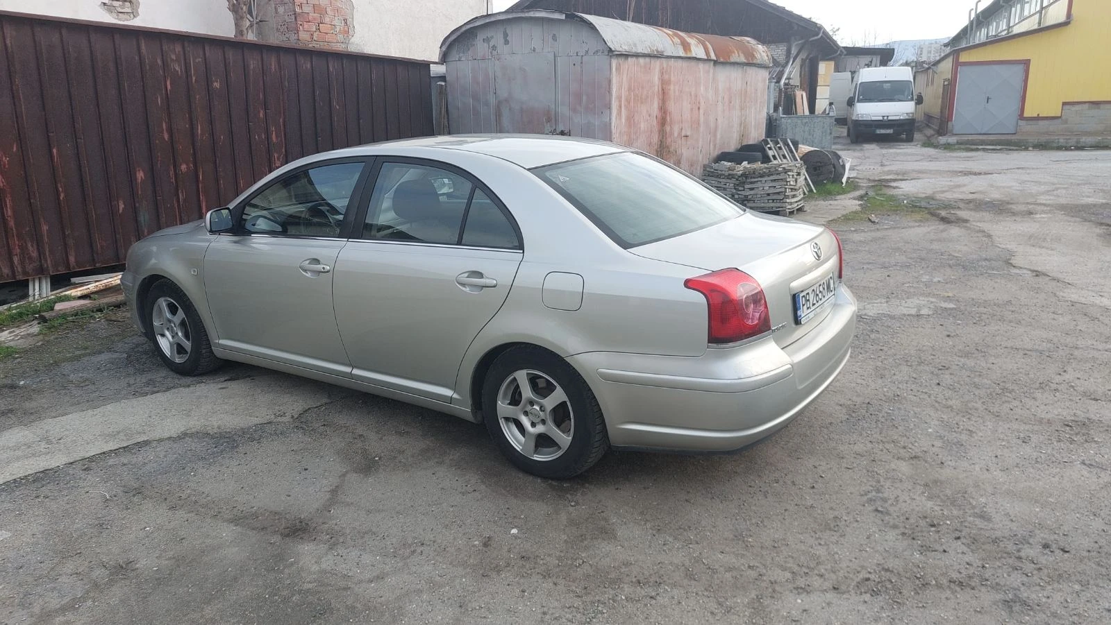 Toyota Avensis 1.8 VVT-i | Mobile.bg � ����������� 3