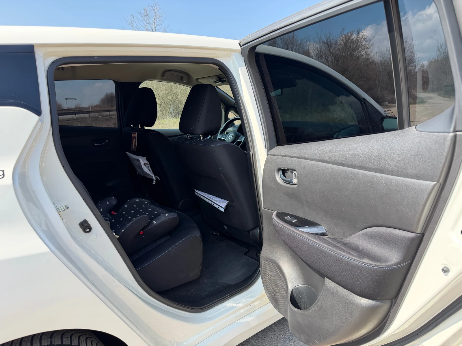 Nissan Leaf  * Distronic * Печка  , снимка 12 - Автомобили и джипове - 53862931