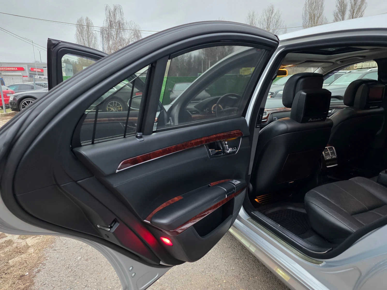 Mercedes-Benz S 600 V12 Biturbo AMG Pack, снимка 10 - Автомобили и джипове - 53903651