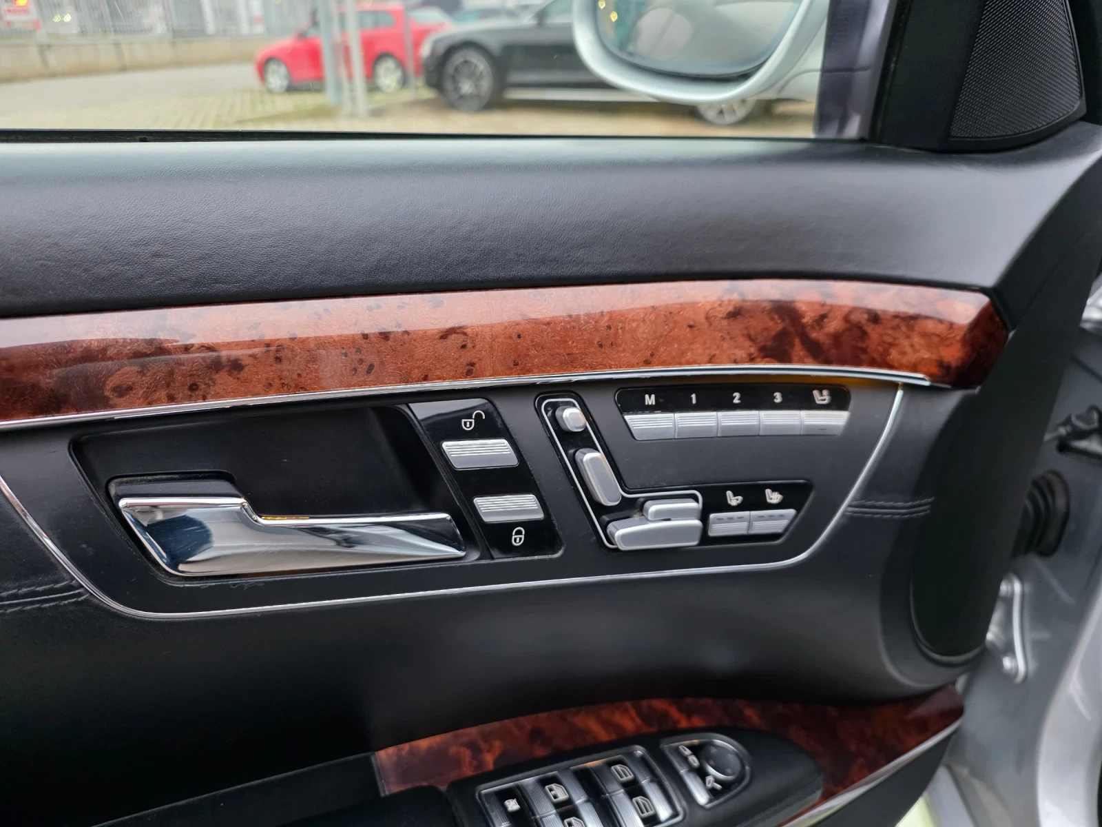 Mercedes-Benz S 600 V12 Biturbo AMG Pack, снимка 13 - Автомобили и джипове - 53903651