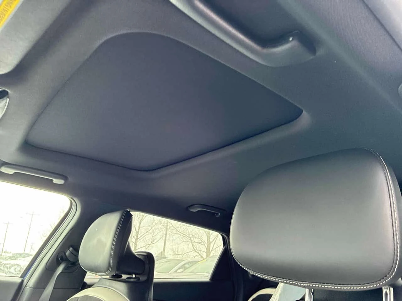 Kia EV6 * LONG RANGE W/GT LINE PKG * CARFAX * , снимка 12 - Автомобили и джипове - 53946675