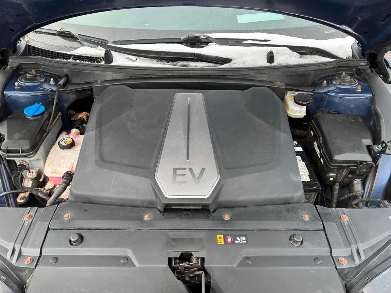 Kia EV6 * LONG RANGE W/GT LINE PKG * CARFAX * , снимка 13 - Автомобили и джипове - 53946675