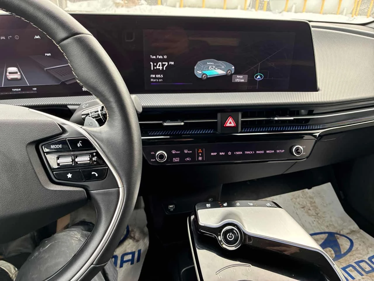 Kia EV6 * LONG RANGE W/GT LINE PKG * CARFAX * , снимка 7 - Автомобили и джипове - 53946675