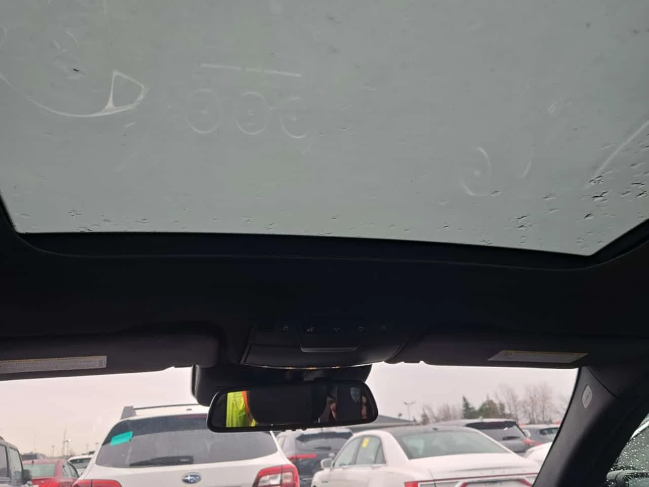 Mercedes-Benz C 400 АМГ Пакет/CARFAX/Панорама/Подгрев/Burmester, снимка 12 - Автомобили и джипове - 54168586