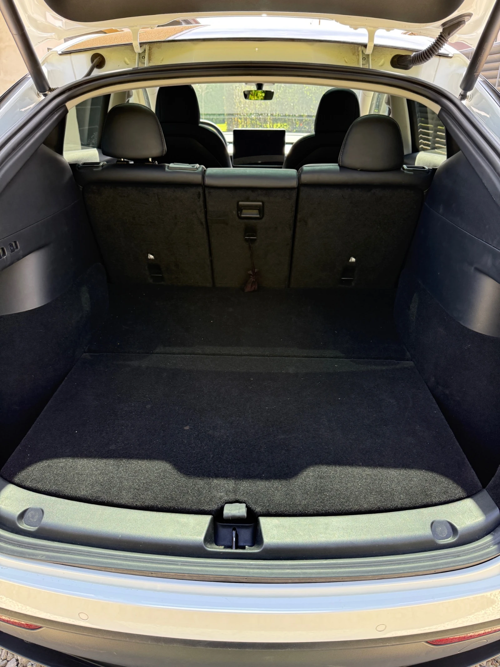 Tesla Model Y 4�4 ���������� �������� | Mobile.bg � ����������� 9