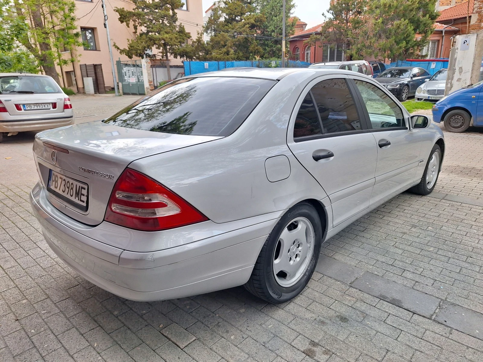 Mercedes-Benz C 180 1.8 i kompresori , снимка 8 - Автомобили и джипове - 54527623