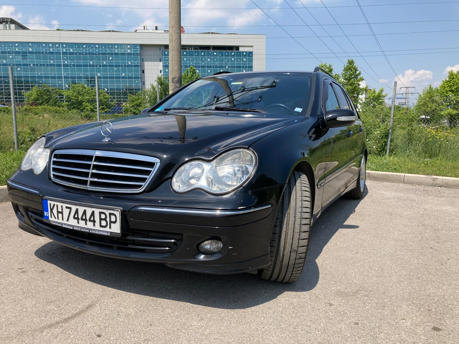 Mercedes-Benz C 180, снимка 2 - Автомобили и джипове - 54801403