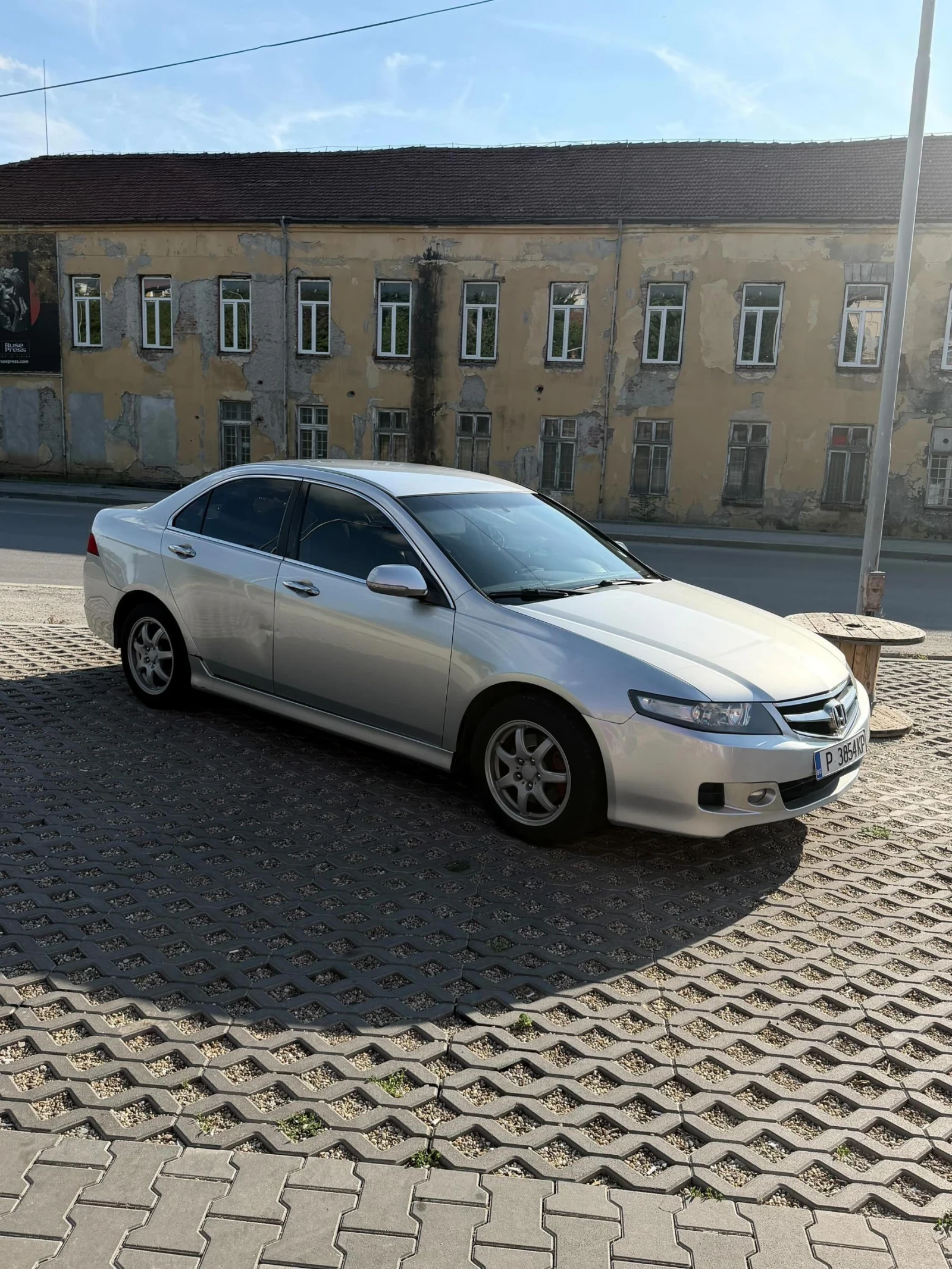 Honda Accord, снимка 2 - Автомобили и джипове - 54824898