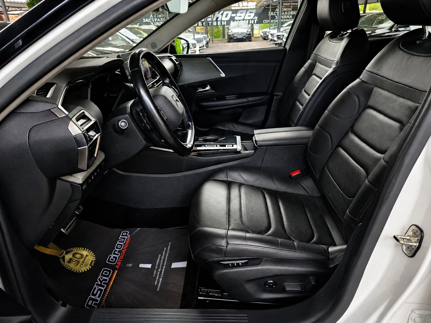 Citroen C5X PLUG IN/KEYLES/ПАНОРАМА/ПОДГРЕВ/HEAD UP/360KAMERA/, снимка 13 - Автомобили и джипове - 55803225