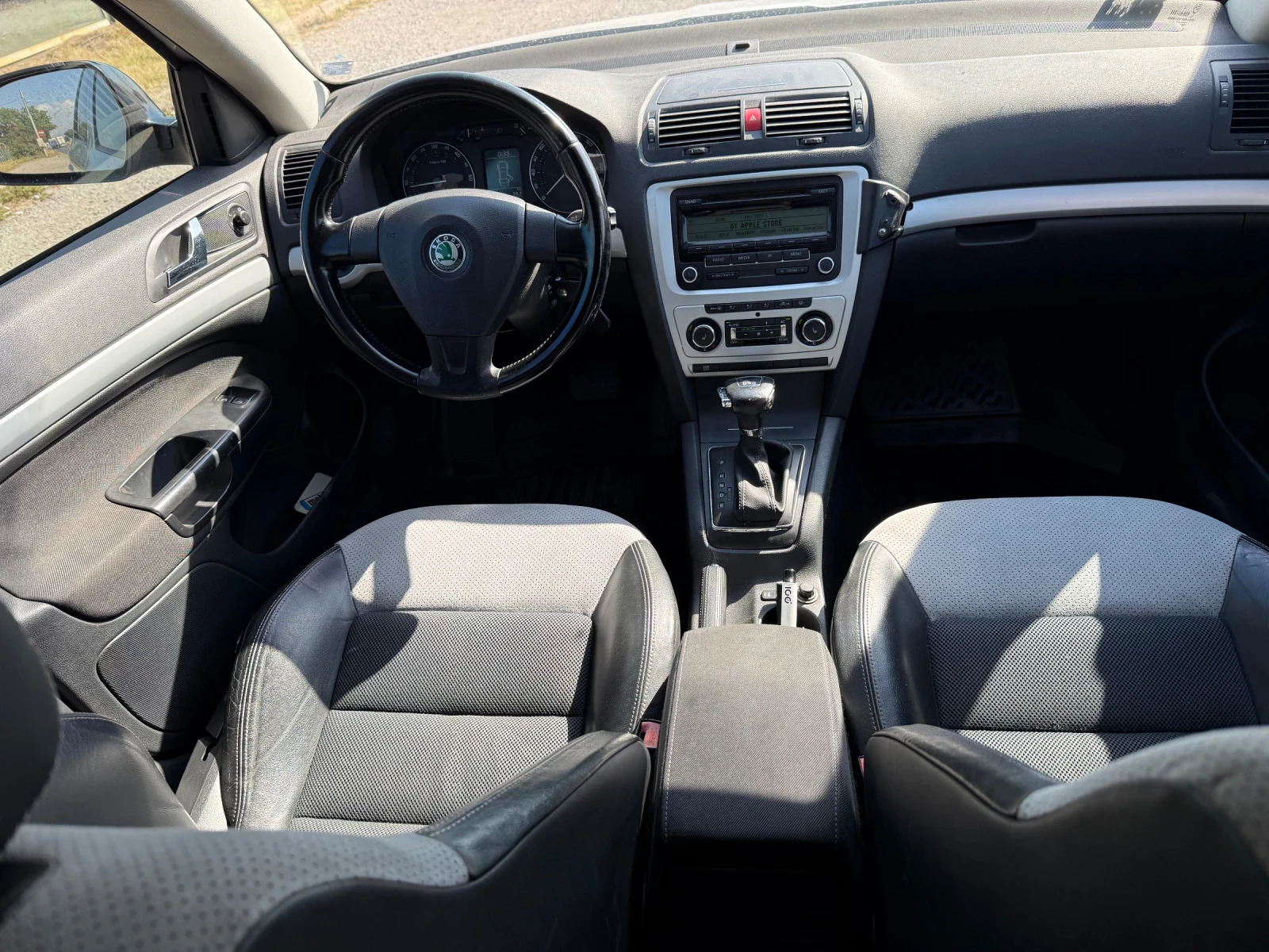Skoda Octavia DSG+ BiXenon+ Euro4+ VRS-optick, снимка 10 - Автомобили и джипове - 55830727