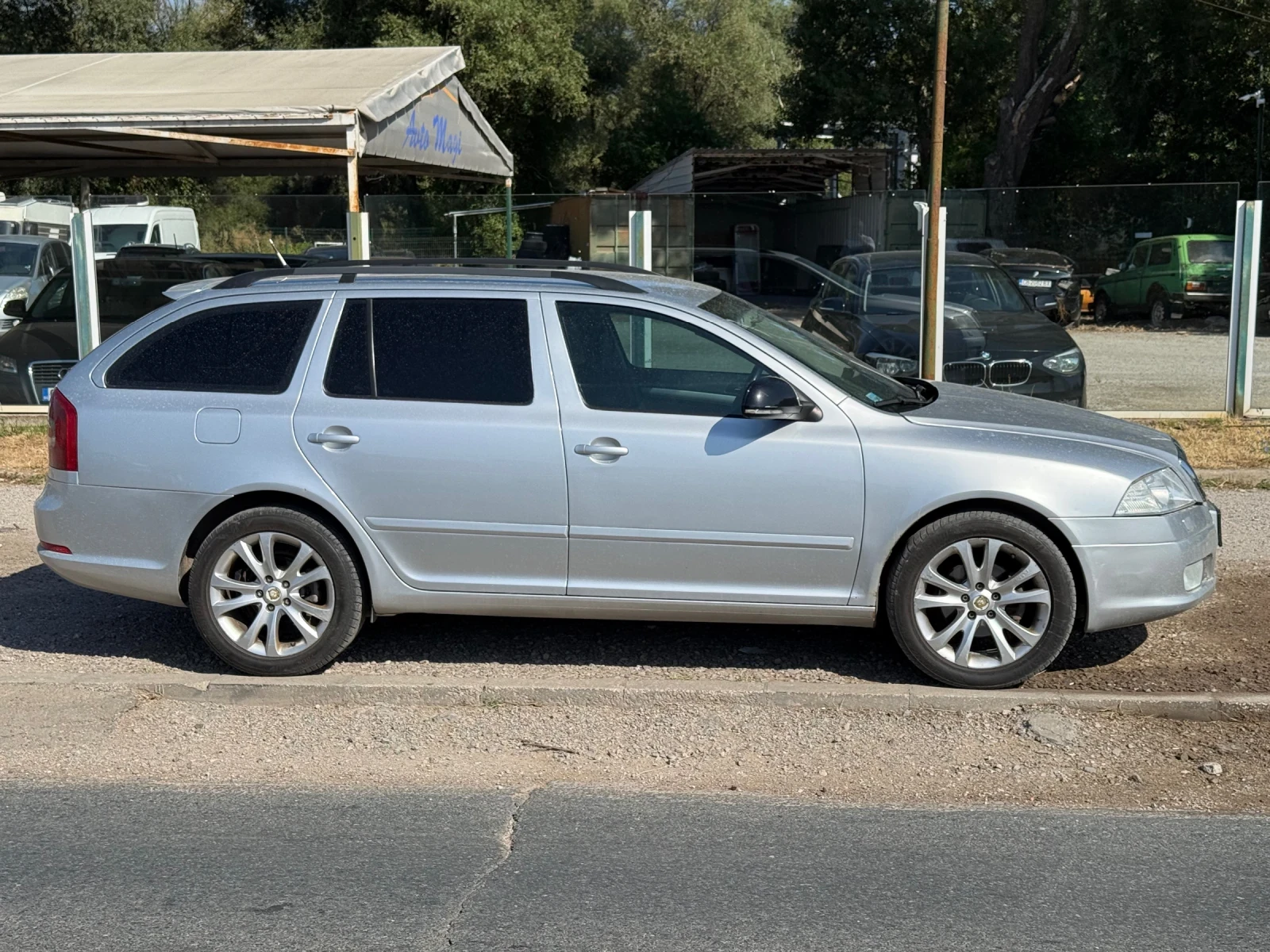 Skoda Octavia DSG+ BiXenon+ Euro4+ VRS-optick, снимка 2 - Автомобили и джипове - 55830727