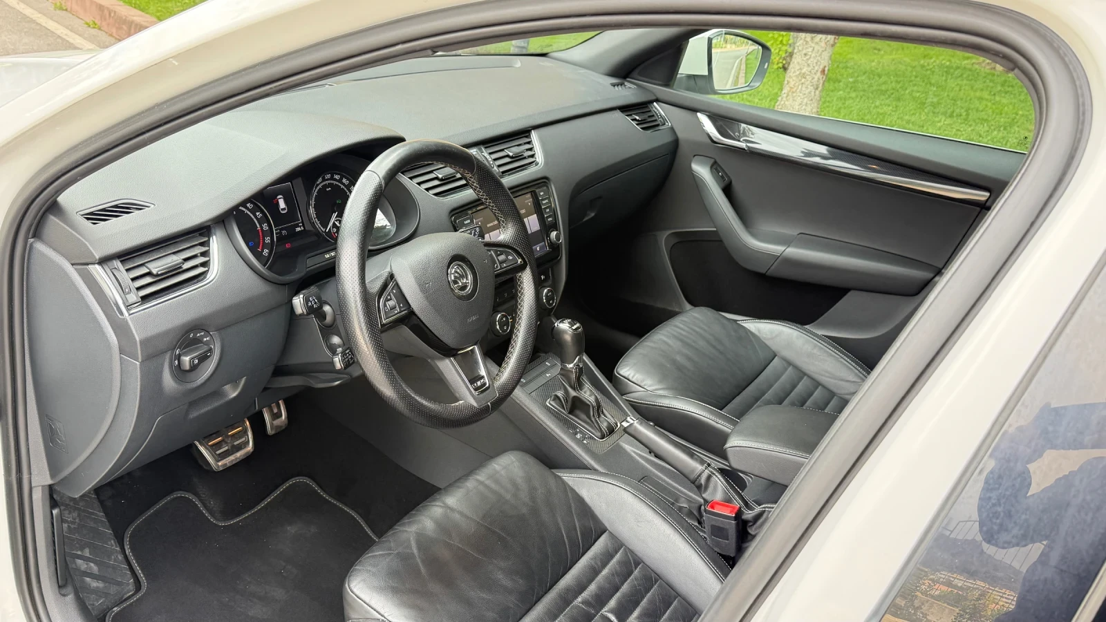 Skoda Octavia VRS* DSG* ПОДГРЕВ* NAVI* DISTRONIC* TOP, снимка 8 - Автомобили и джипове - 55849920
