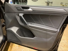 VW Tiguan R-Line* 4motionDSG* Matrix* 360* Harman, снимка 15