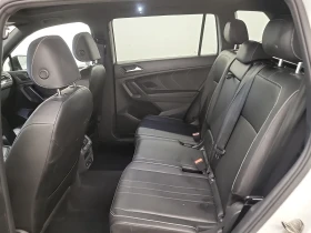 VW Tiguan R-LINE BLACK EDITION| PANO| ПОДГРЕВИ| КАМЕРА| , снимка 11