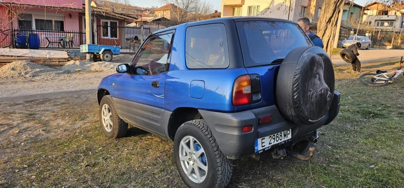 Toyota Rav4, снимка 6 - Автомобили и джипове - 49192085