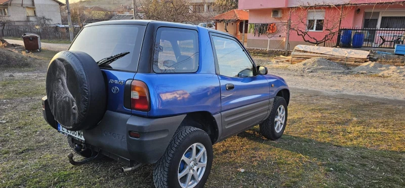 Toyota Rav4, снимка 4 - Автомобили и джипове - 49192085