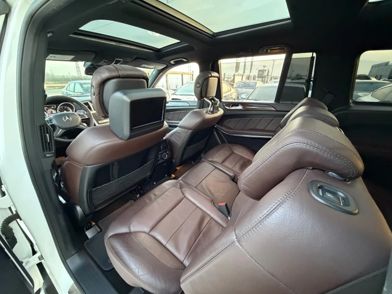 Mercedes-Benz GL 550 Full-AMG* 360-cam* Панорама* , снимка 15 - Автомобили и джипове - 52842375