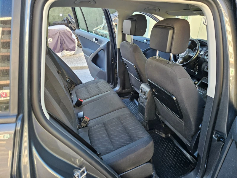 VW Tiguan 2.0TDI 4MOTION, снимка 13 - Автомобили и джипове - 52871948