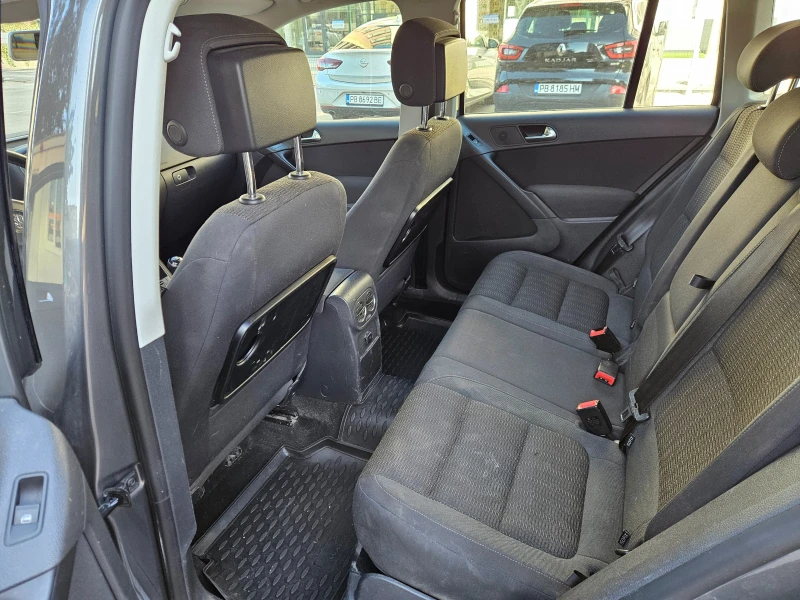 VW Tiguan 2.0TDI 4MOTION, снимка 10 - Автомобили и джипове - 52871948