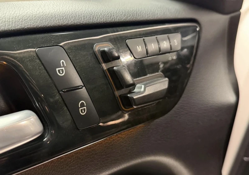 Mercedes-Benz ML 350 BLUETEC * * ЧЕРНА КОЖА * * ИЗРЯДНА ИСТОРИЯ * * , снимка 8 - Автомобили и джипове - 53193481