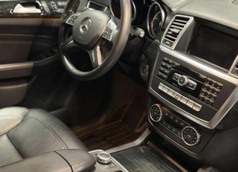 Mercedes-Benz ML 350 BLUETEC * * ЧЕРНА КОЖА * * ИЗРЯДНА ИСТОРИЯ * * , снимка 7 - Автомобили и джипове - 53193481