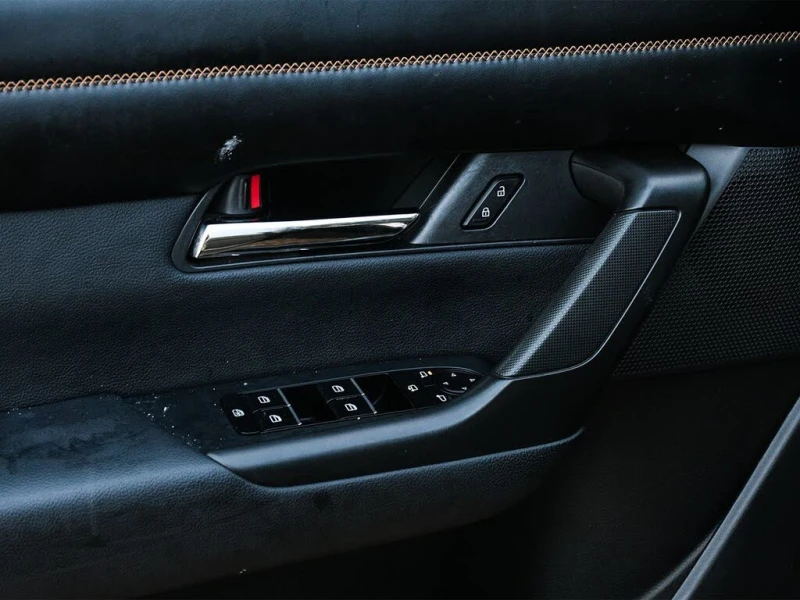 Mazda CX-50 2023 Mazda CX-50* АвтоКредит* (Цена до БГ) , снимка 15 - Автомобили и джипове - 53376666