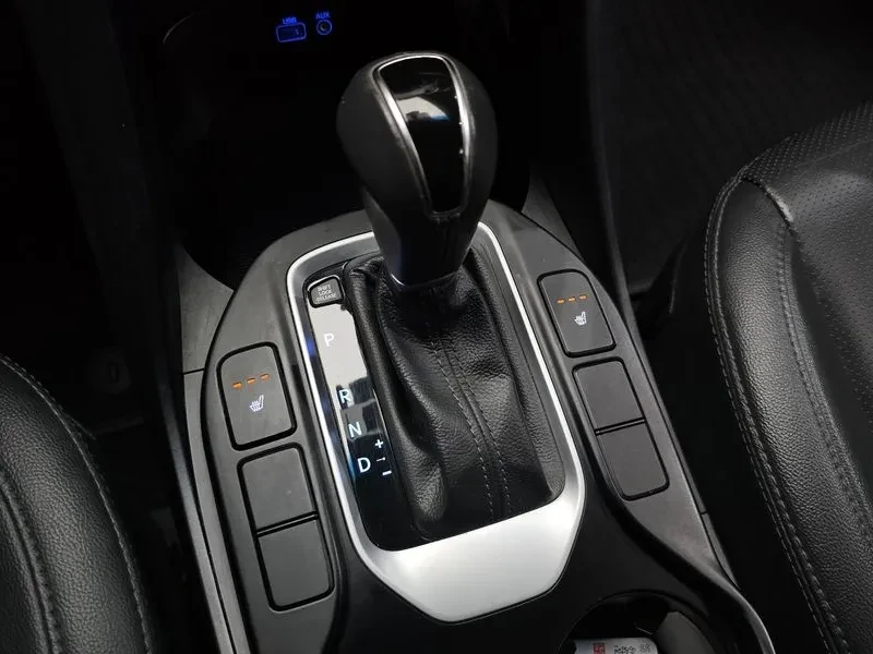 Hyundai Santa fe 2.0 2WD PREMIUM, снимка 9 - Автомобили и джипове - 56354198