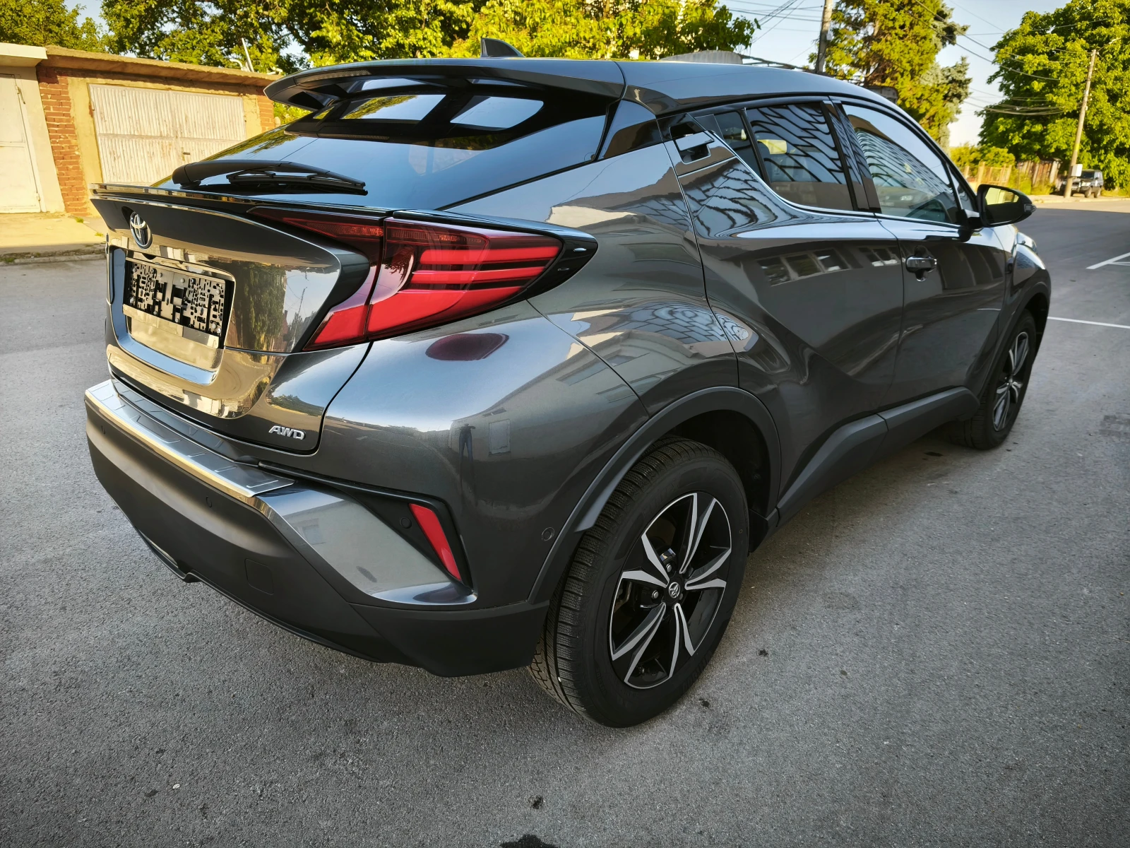 Toyota C-HR 1.2i /4x4/FACELIFT/Гаранция/ - изображение 5