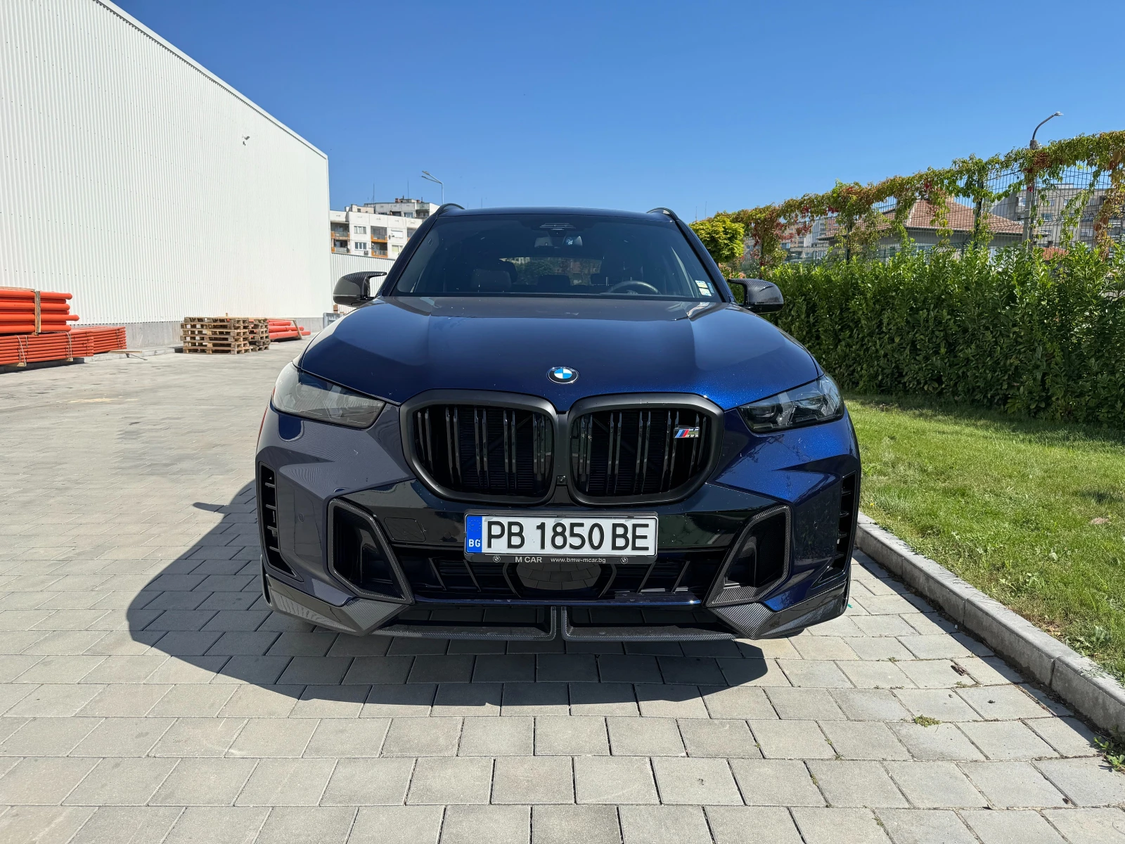 BMW X5 BMW X5 M60i - изображение 3