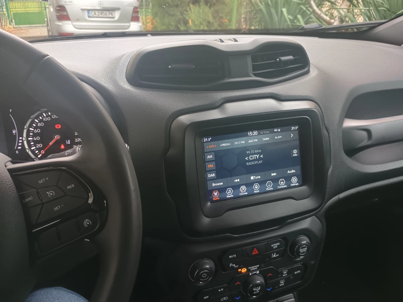 Jeep Renegade  - изображение 10