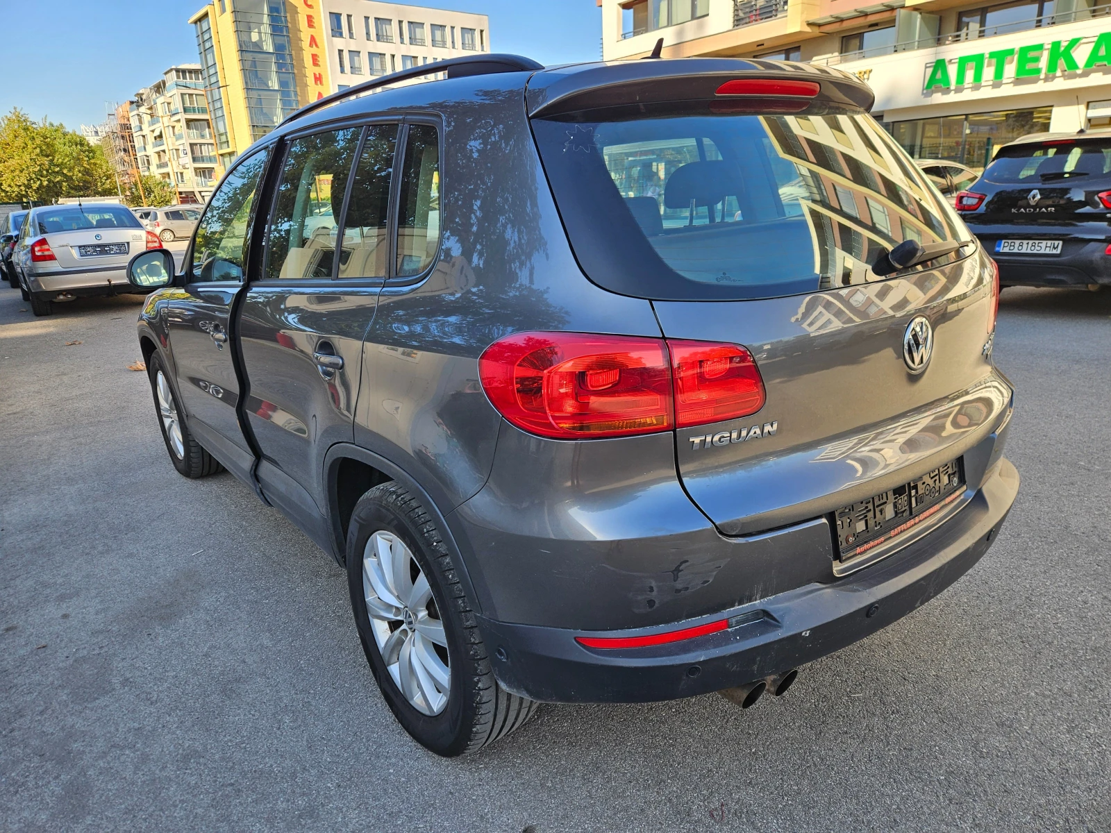 VW Tiguan 2.0TDI 4MOTION - изображение 5