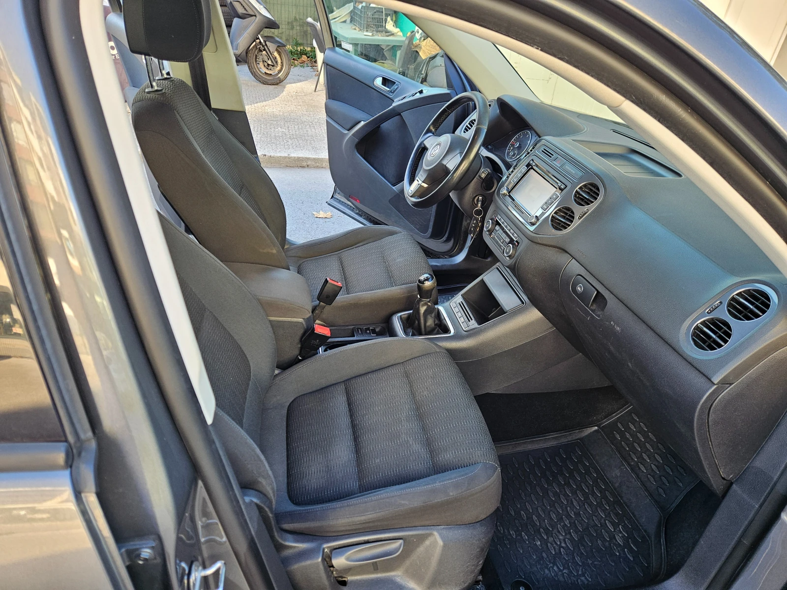 VW Tiguan 2.0TDI 4MOTION | Mobile.bg � ����������� 11