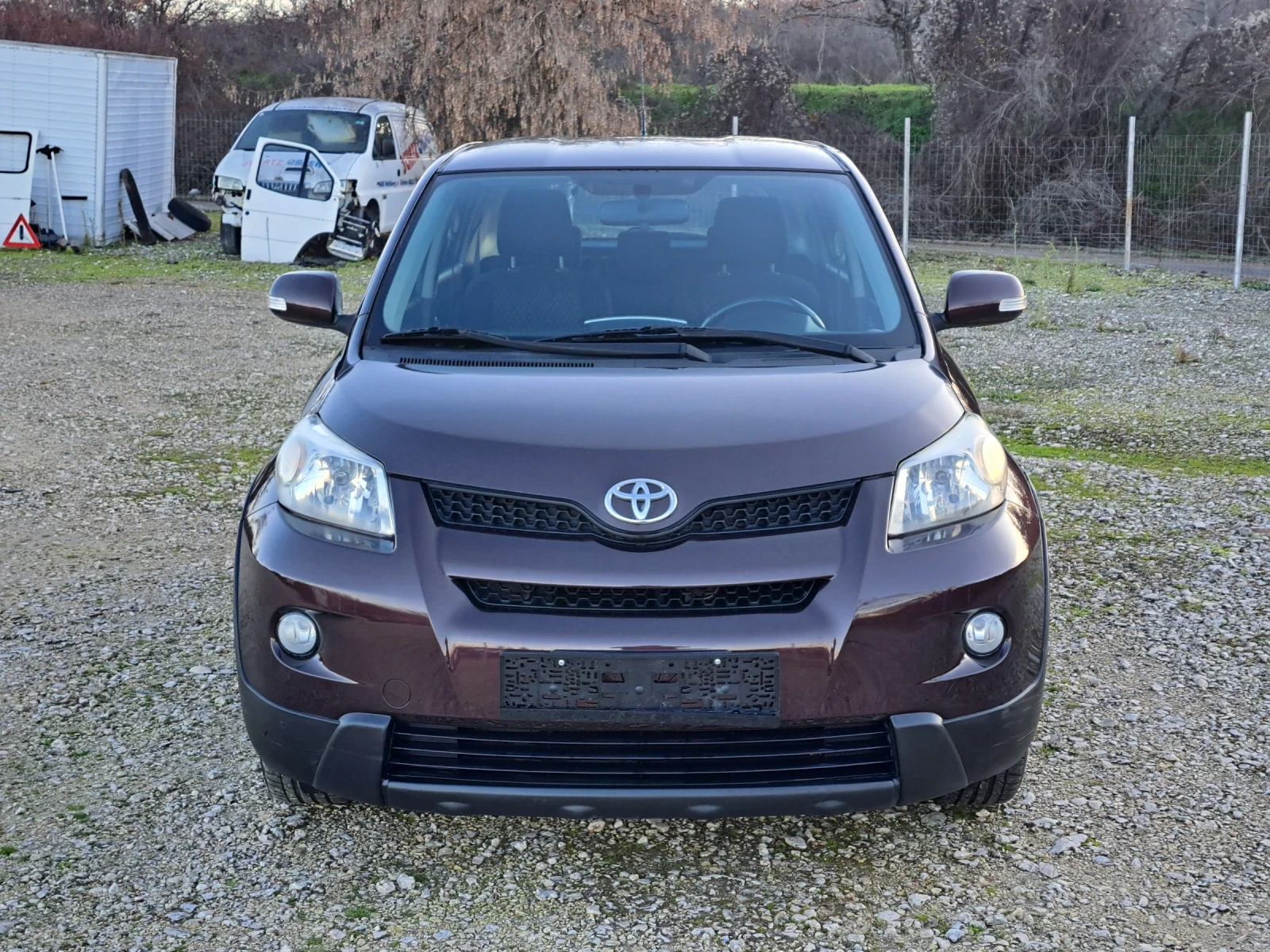 Toyota Urban Cruiser 1.3 i  100k.c - изображение 8