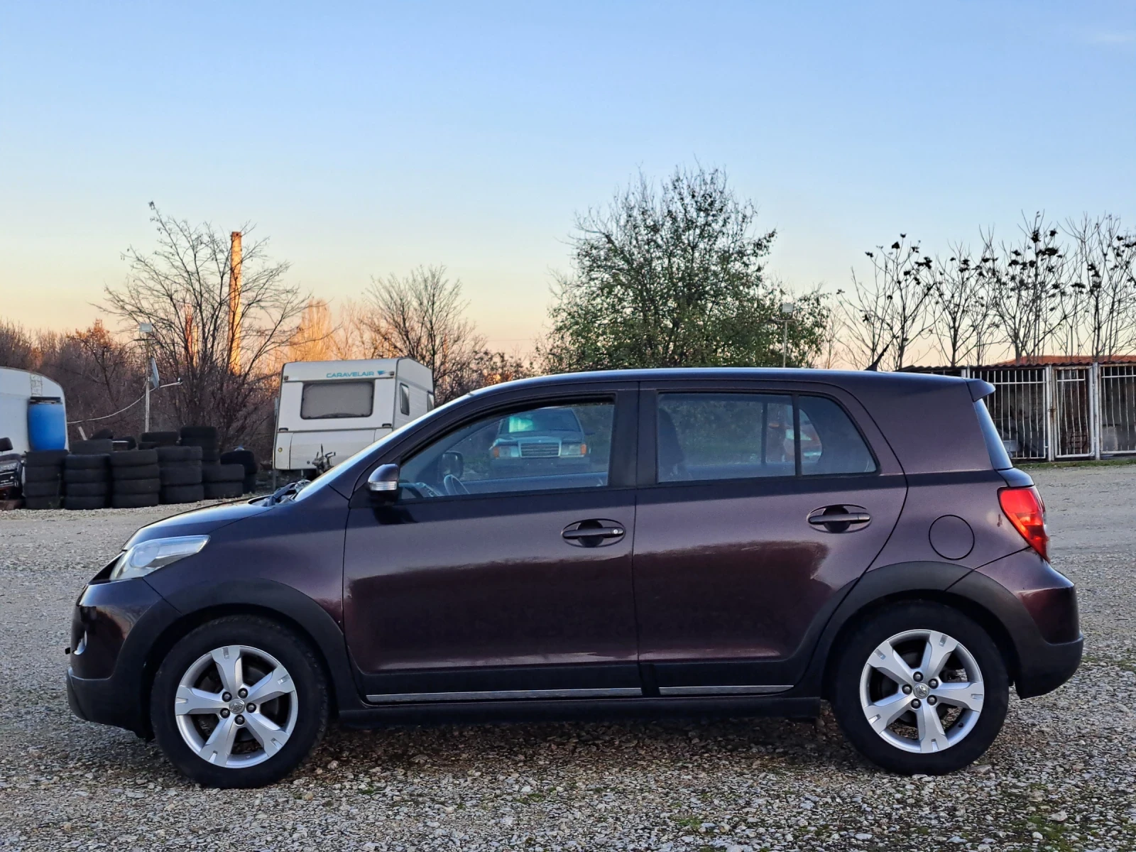 Toyota Urban Cruiser 1.3 i  100k.c - изображение 2