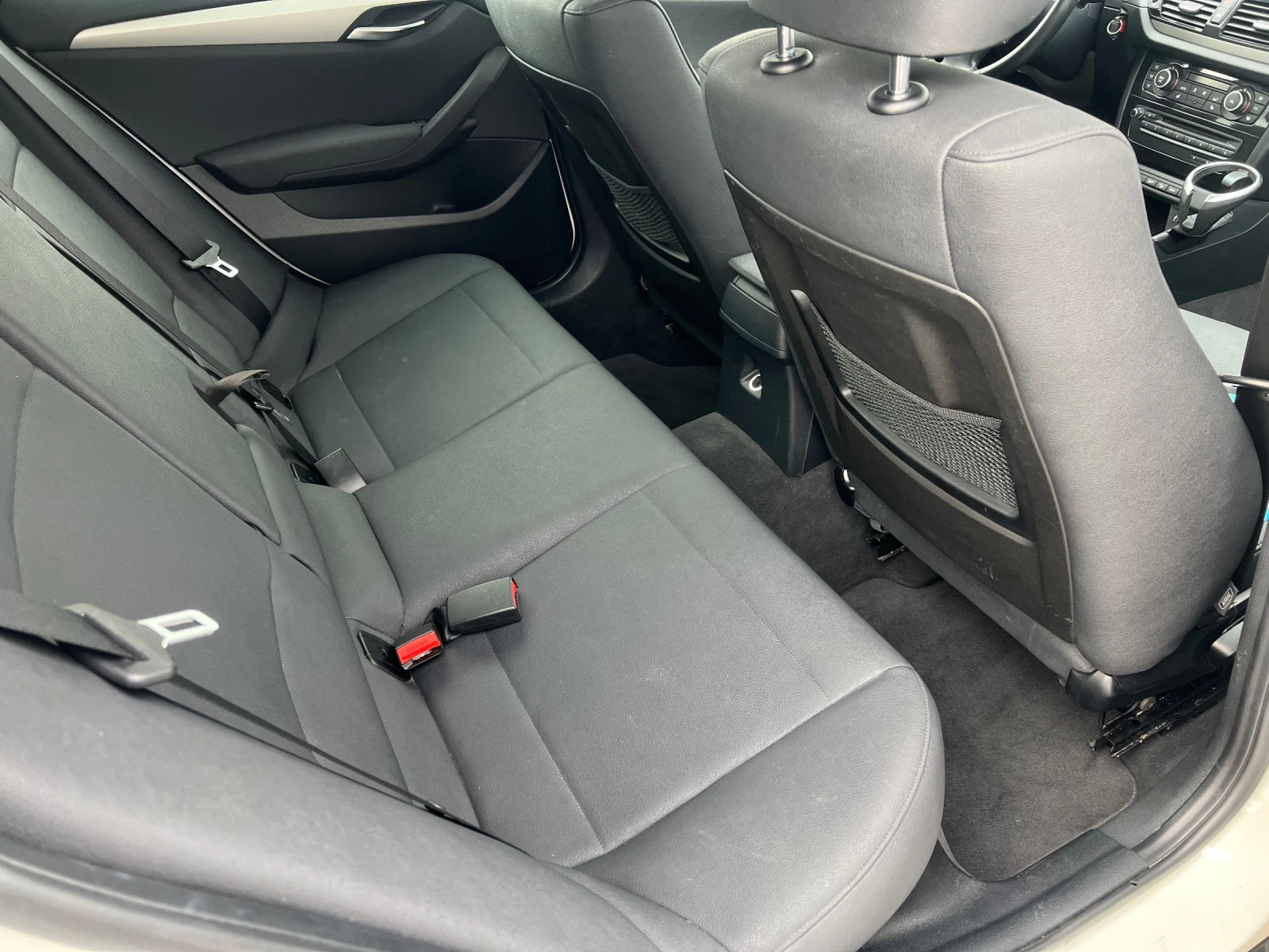 BMW X1 XD face* Avtom* bi-xenon* Navi* koja* full, снимка 10 - Автомобили и джипове - 53952593