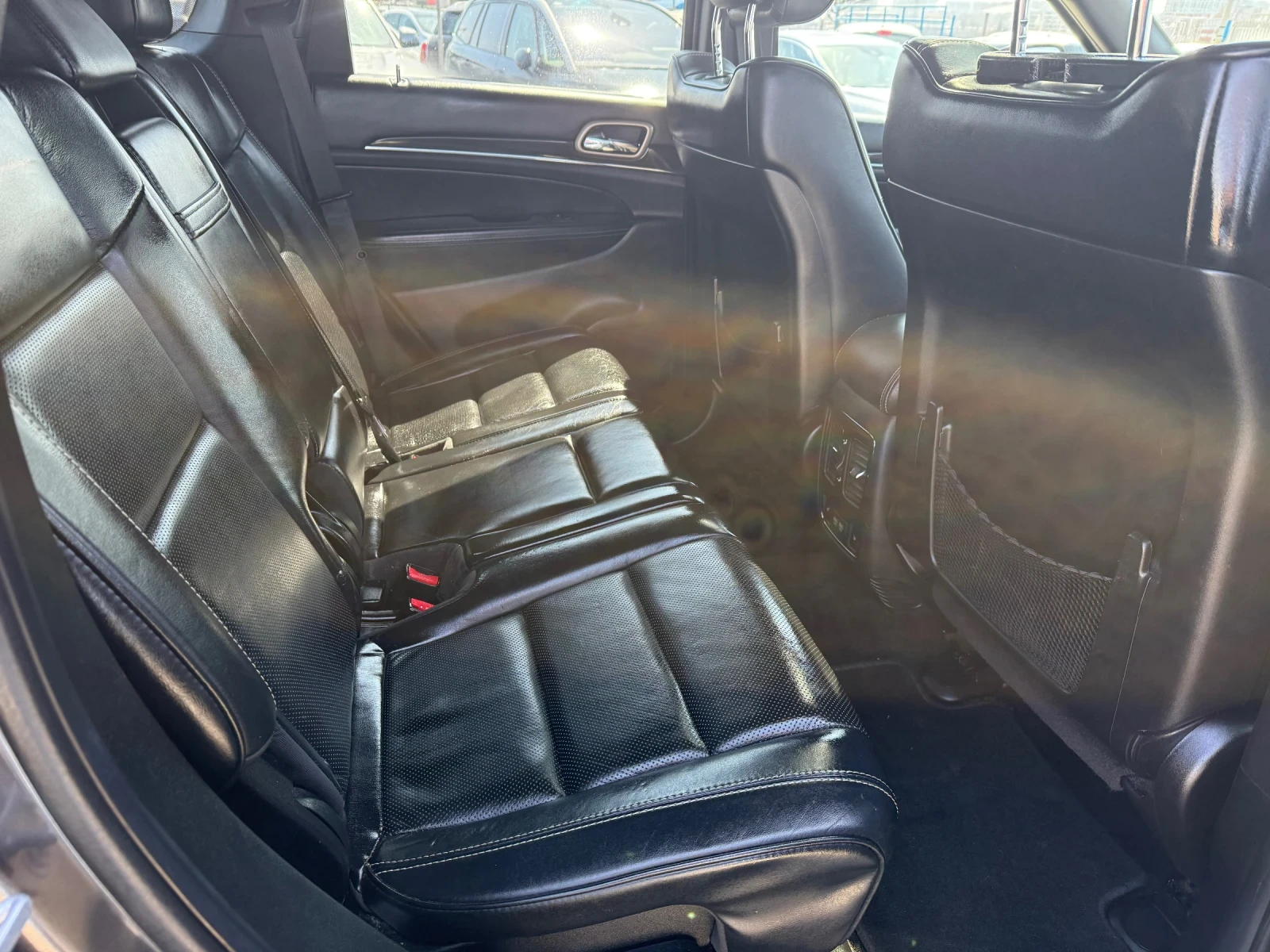 Jeep Grand cherokee 3.0D CH OVERLAND, снимка 8 - Автомобили и джипове - 53986867