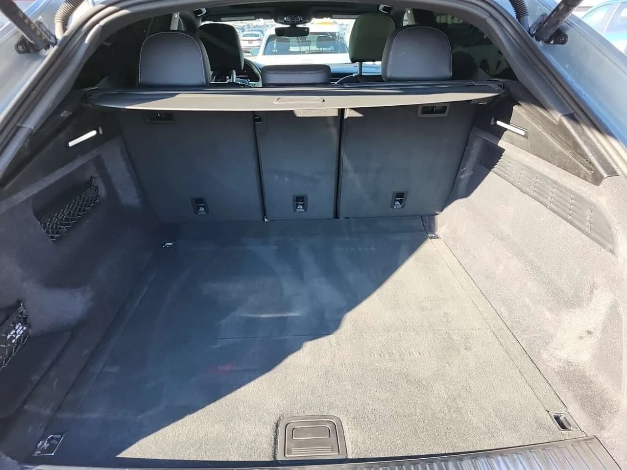 Audi Q8 * PROGRESSIV * CARFAX * ЦЕНА ДО БГ, снимка 14 - Автомобили и джипове - 54269614