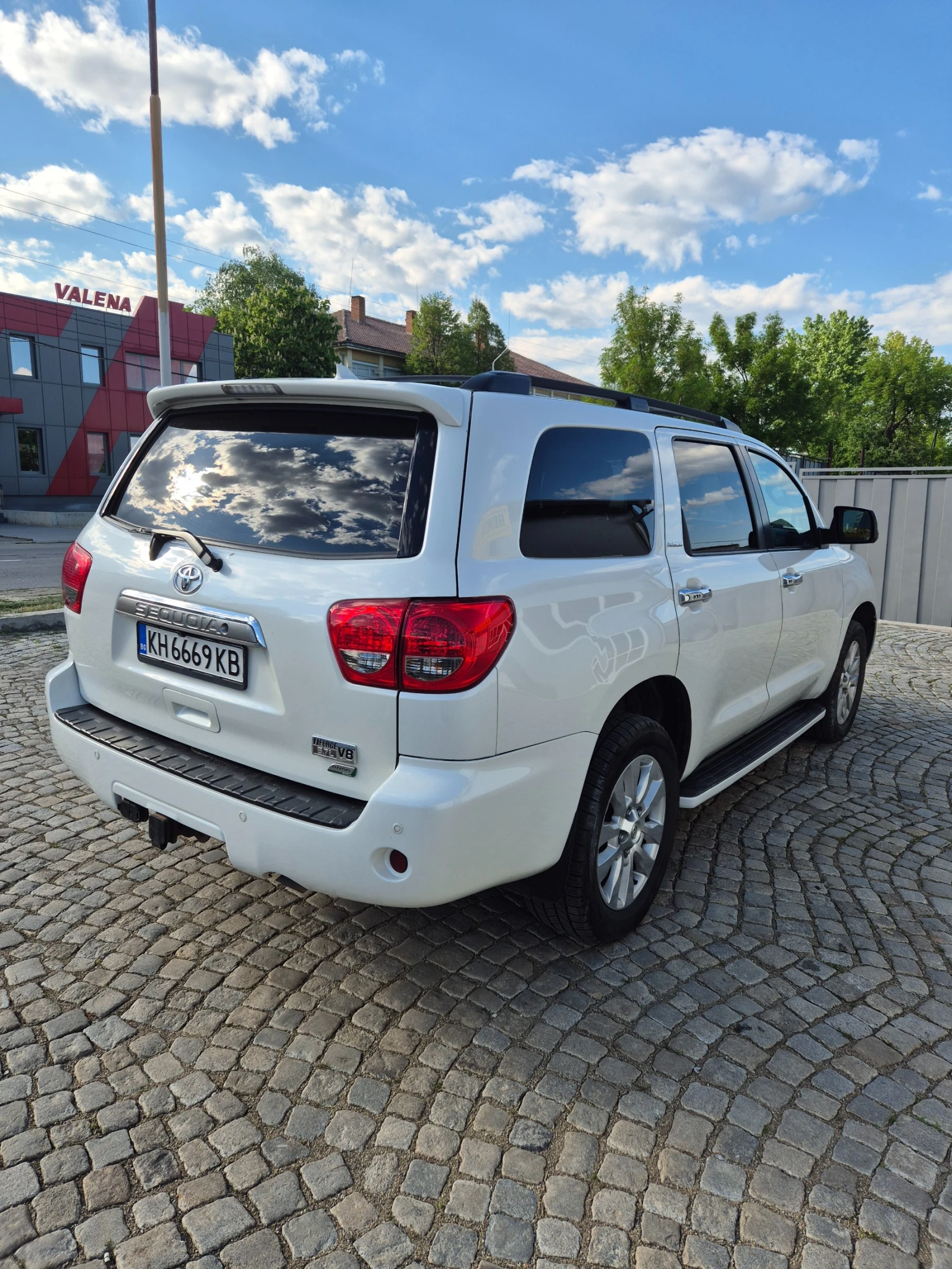 Toyota Sequoia, снимка 6 - Автомобили и джипове - 54438037