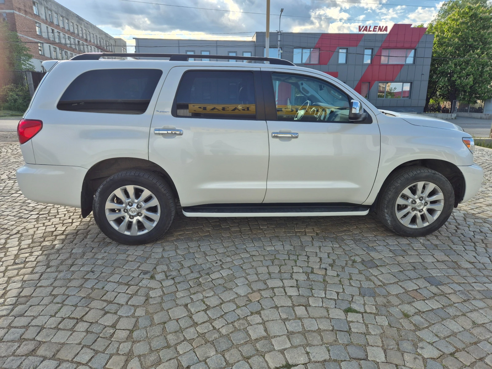 Toyota Sequoia, снимка 7 - Автомобили и джипове - 54438037