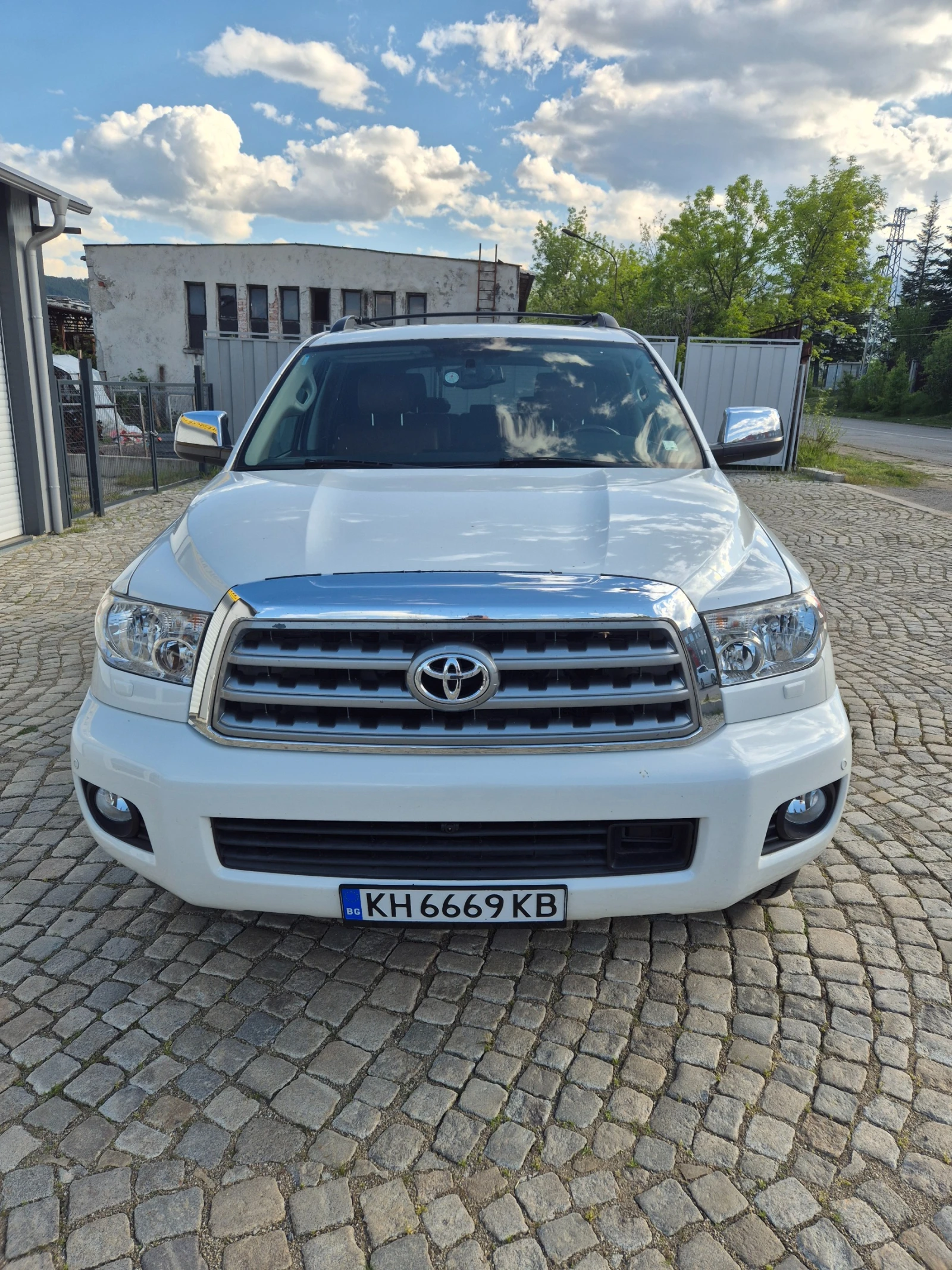 Toyota Sequoia