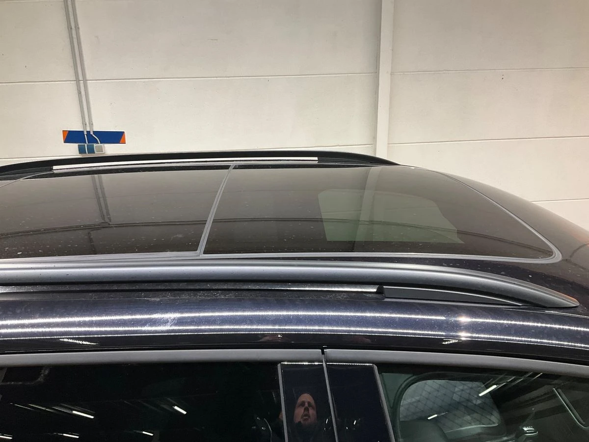 VW Tiguan R-Line* 4motionDSG* Matrix* 360* Harman, снимка 7 - Автомобили и джипове - 54481614