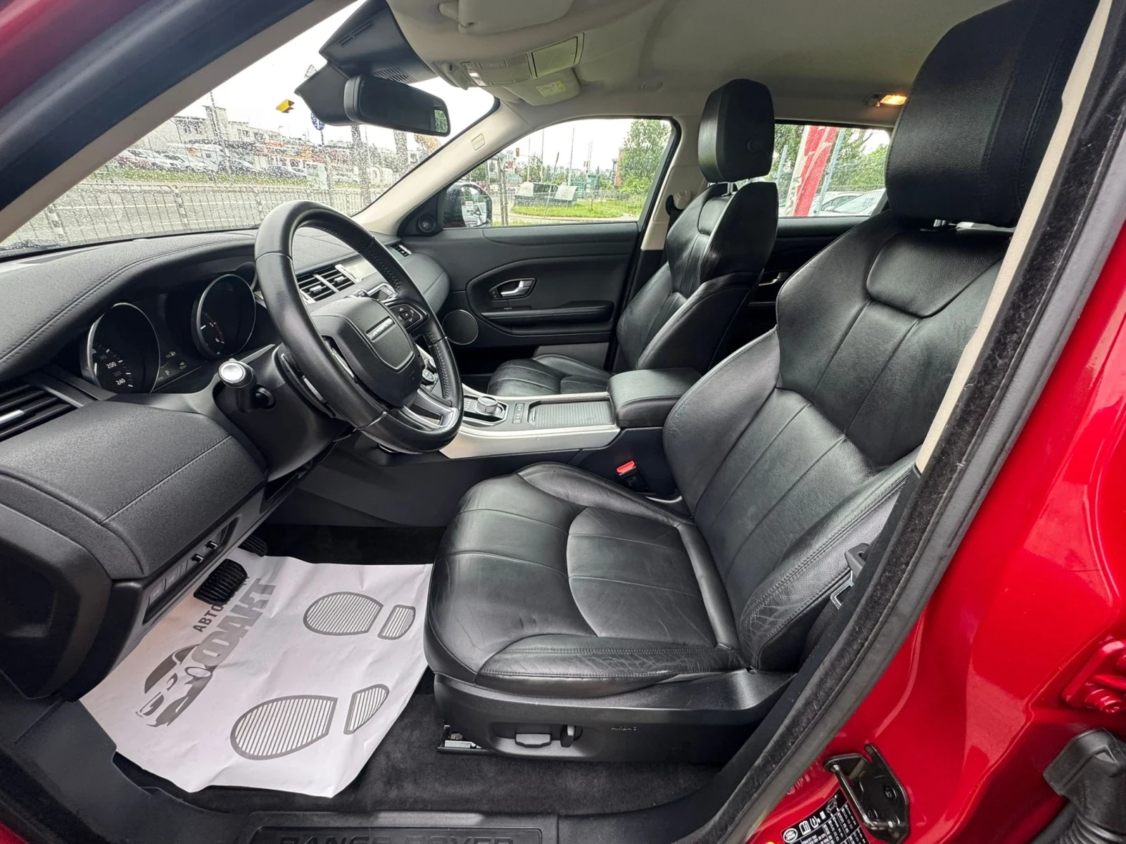 Land Rover Range Rover Evoque 2.0D/4x4/NAVI, снимка 8 - Автомобили и джипове - 54661055