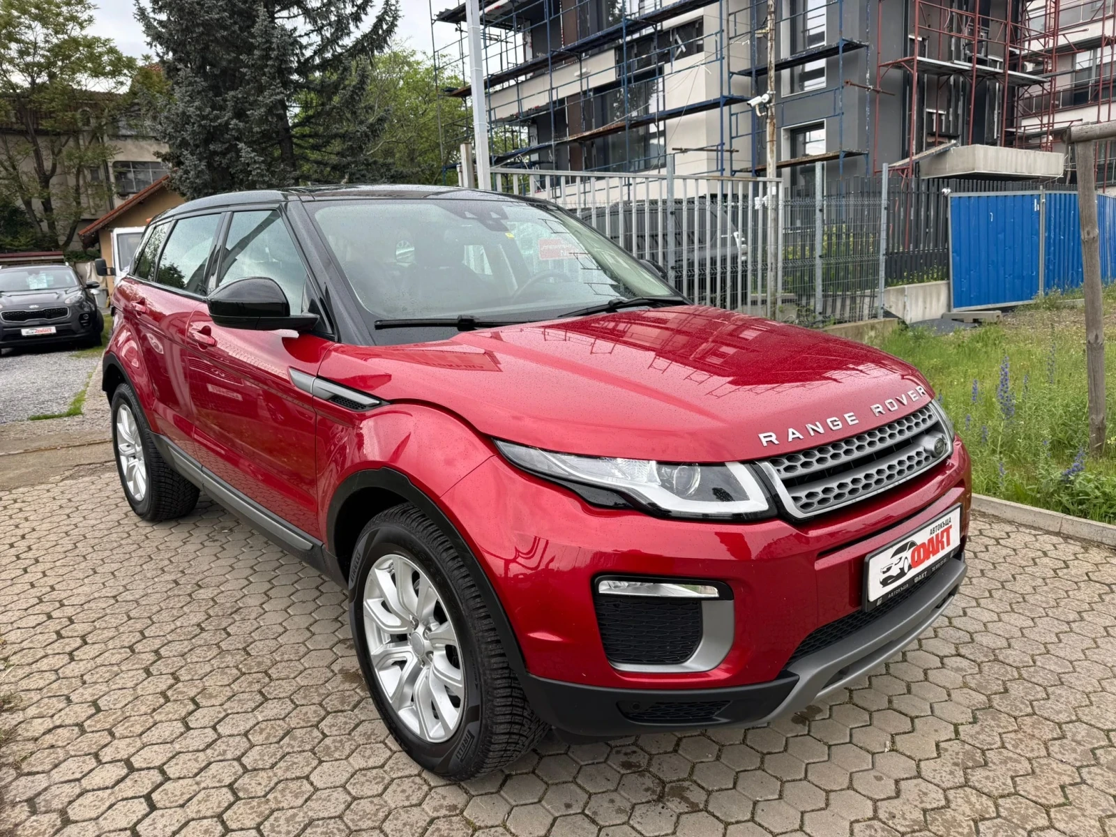 Land Rover Range Rover Evoque 2.0D/4x4/NAVI, снимка 4 - Автомобили и джипове - 54661055