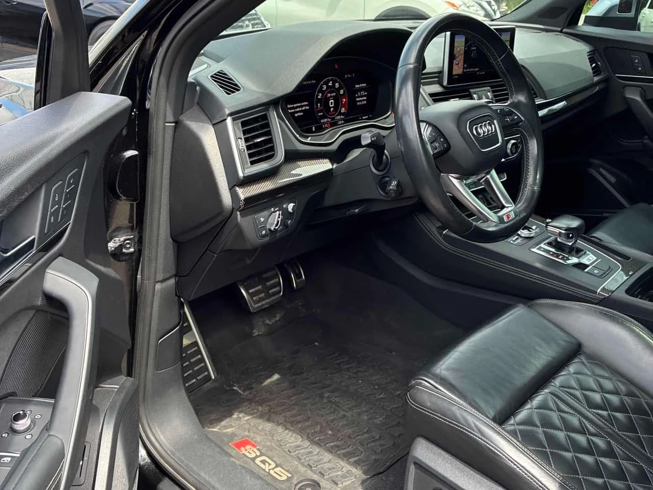 Audi SQ5 Technik tiptronic/360/ПАНОРАМА, снимка 7 - Автомобили и джипове - 54862022