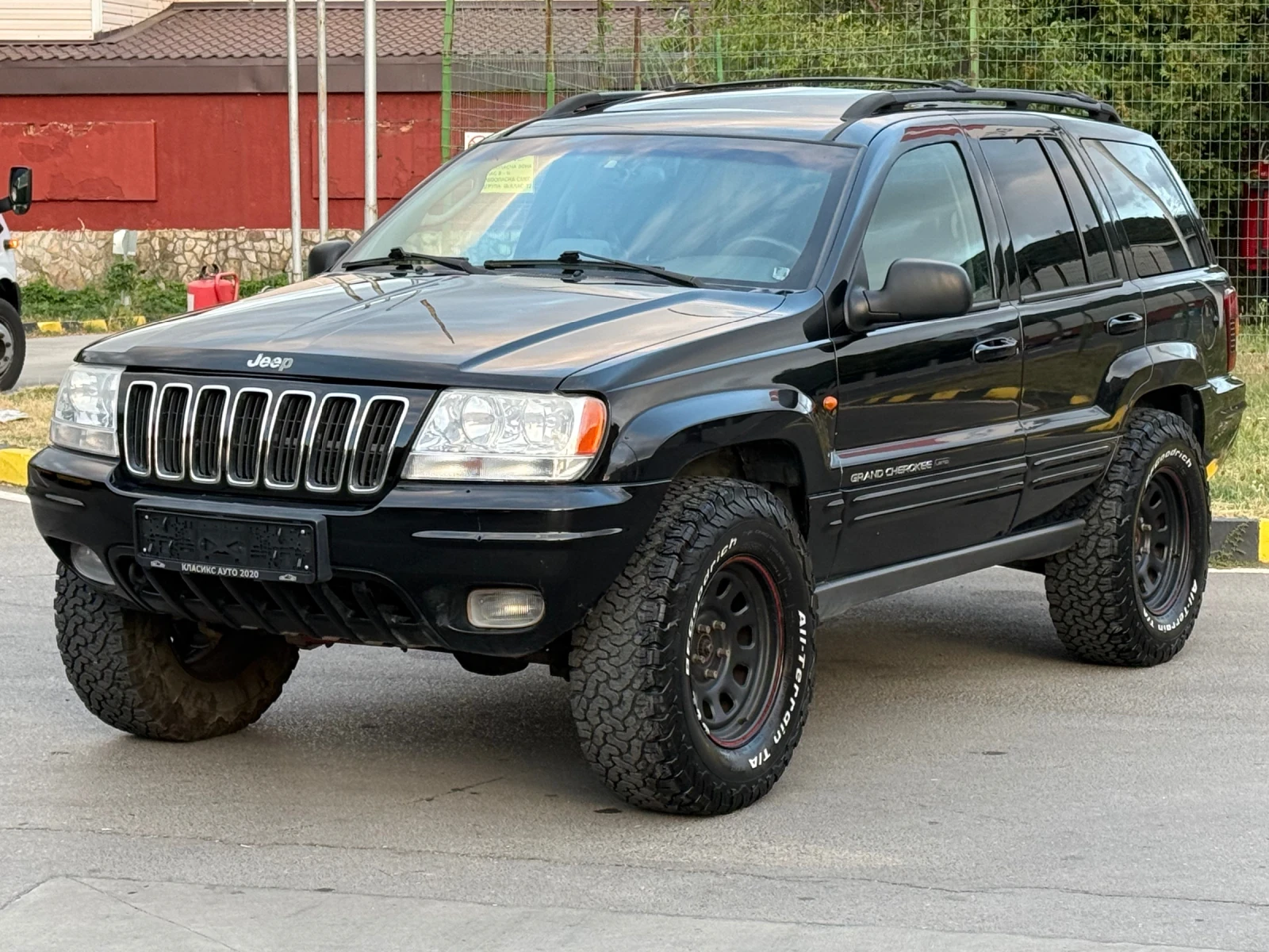 Jeep Grand cherokee 2.7CRD Италия/Нави/OFF ROAD/Quadra Drive, снимка 4 - Автомобили и джипове - 56185099