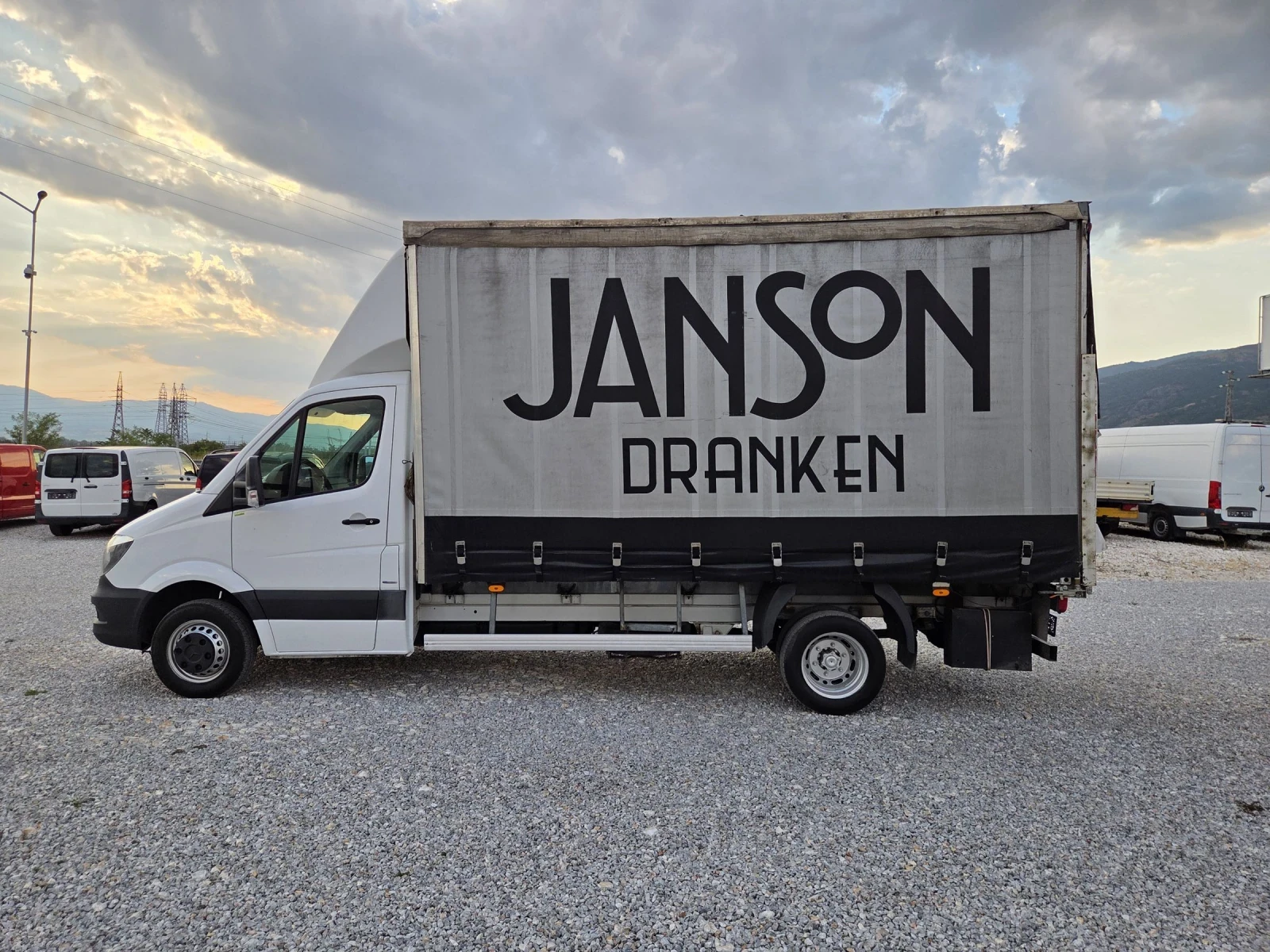 Mercedes-Benz Sprinter 516 CDI, Климатик, Падащ борд, Щора, До 3.5 тона - изображение 2