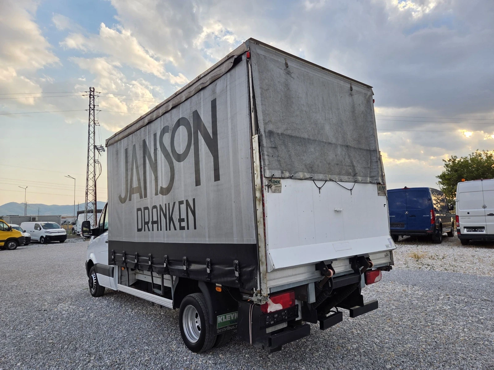 Mercedes-Benz Sprinter 516 CDI, Климатик, Падащ борд, Щора, До 3.5 тона - изображение 3