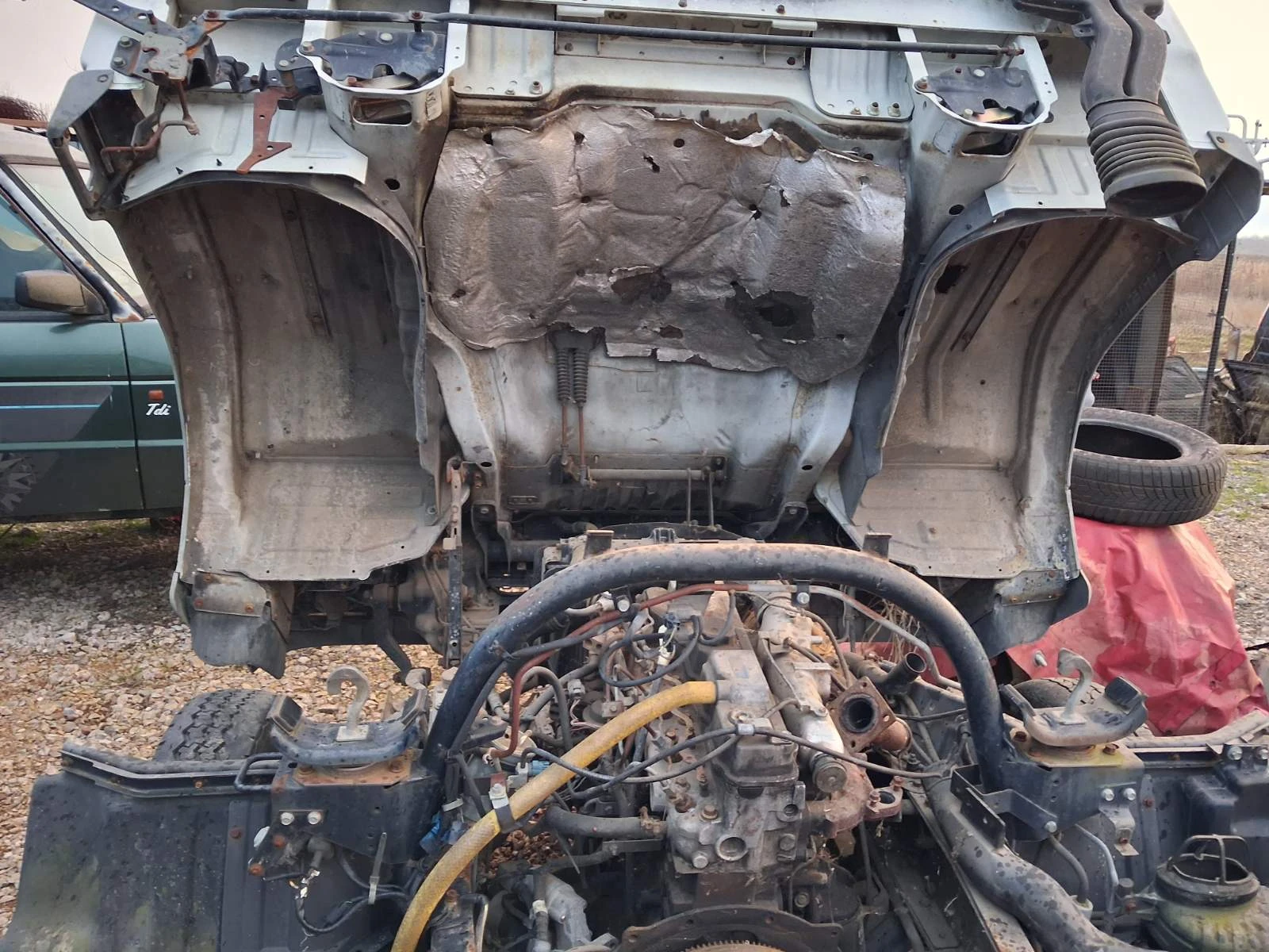 Mitsubishi Canter 2.8 - изображение 9