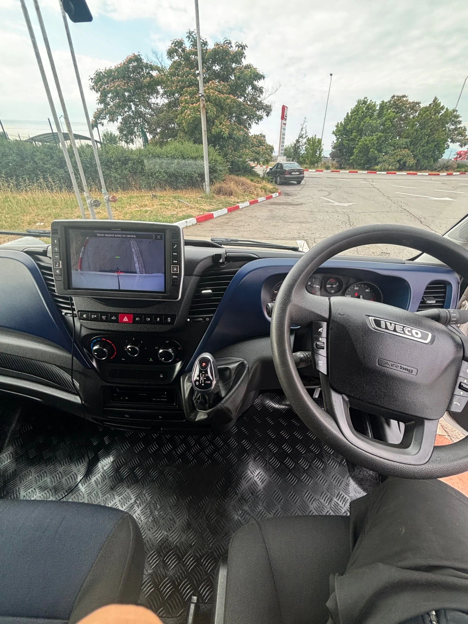 Iveco Daily АВТОМАТИК, снимка 8 - Бусове и автобуси - 56365026